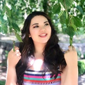 Meet your Posher, Allyson